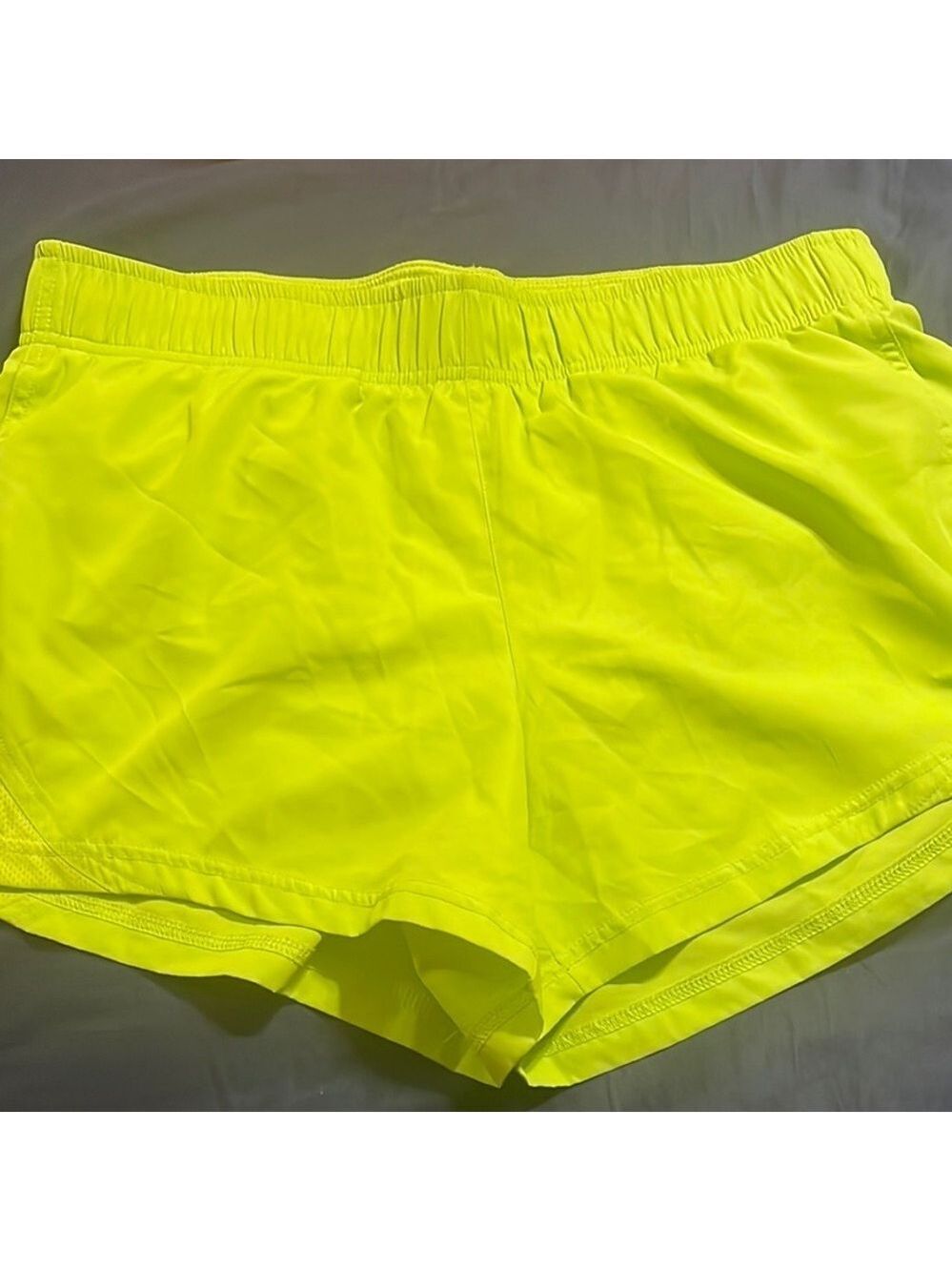 NWOT Athletic Works Green Athletic Shorts Lightweight Elastic Waist - Picture 3 of 6